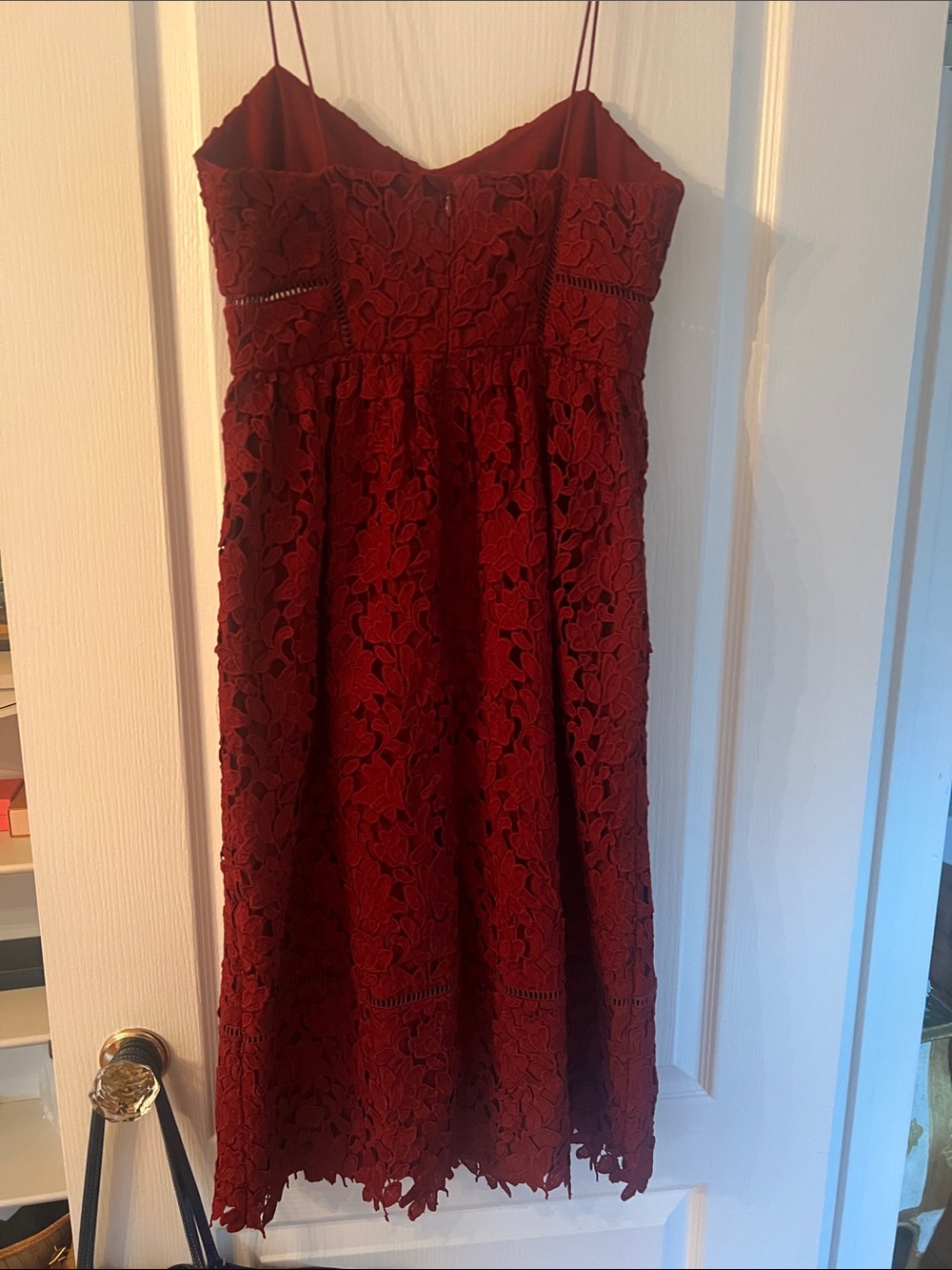 Club Monaco Women's Burgundy Lace Spaghetti-Strap Dress - never worn - Picture 6 of 7
